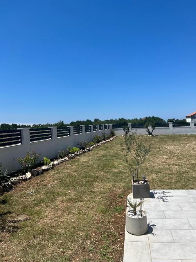 Apartmani Fulir Vrsi Exterior foto