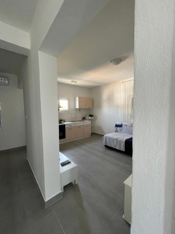 Apartmani Fulir Vrsi Exterior foto